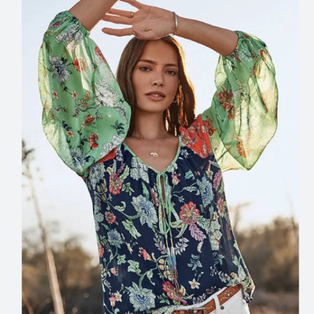 Johnny Was Navy Floral Blouse with Green Balloon Sleeves sz L